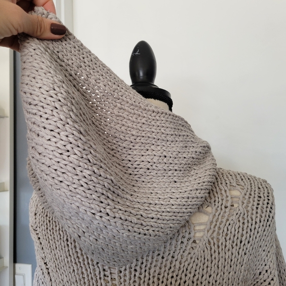 Anthropologie Moth Made in Italy Open Chunky Knit Distressed‎ Hooded Sweater  XS - Picture 5 of 8